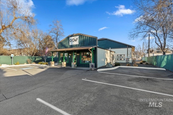 Listing Image #3 - Others for sale at 2250 E State St, Eagle ID 83616