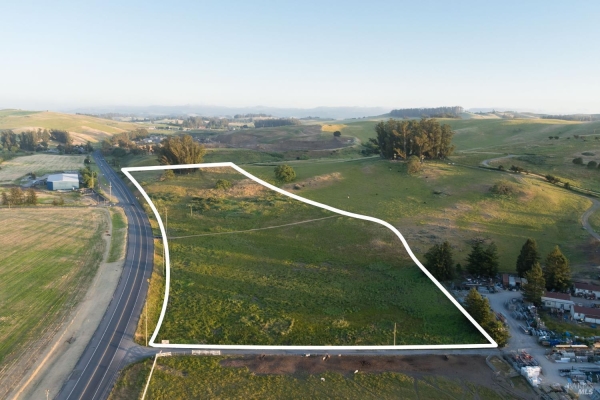 Listing Image #2 - Land for sale at 6621 Stony Point Rd, Cotati CA 94931