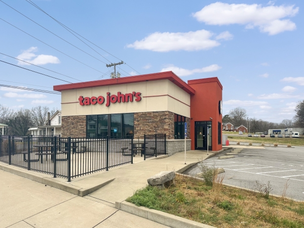 Listing Image #2 - Retail for sale at 415 Donelson Parkway, Dover TN 37058