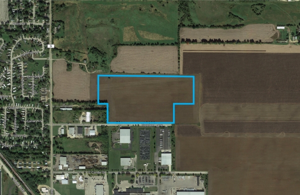 Listing Image #1 - Land for sale at 401 Freedom Ln, Janesville WI 53546