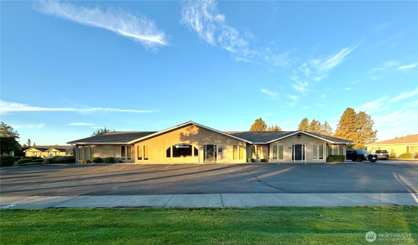 Listing Image #2 - Others for sale at 1350 S Pioneer Way, Moses Lake WA 98837