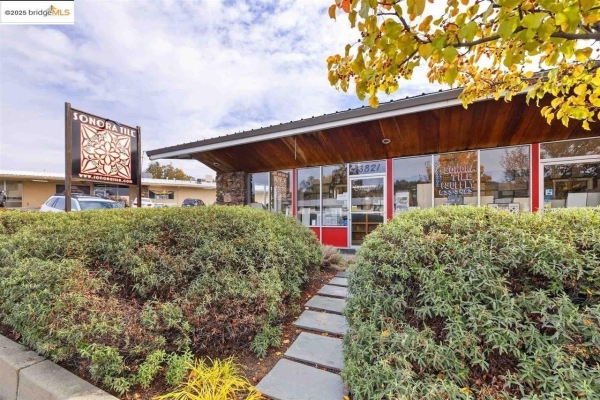 Listing Image #3 - Others for sale at 13821 Mono Way, Sonora CA 95370