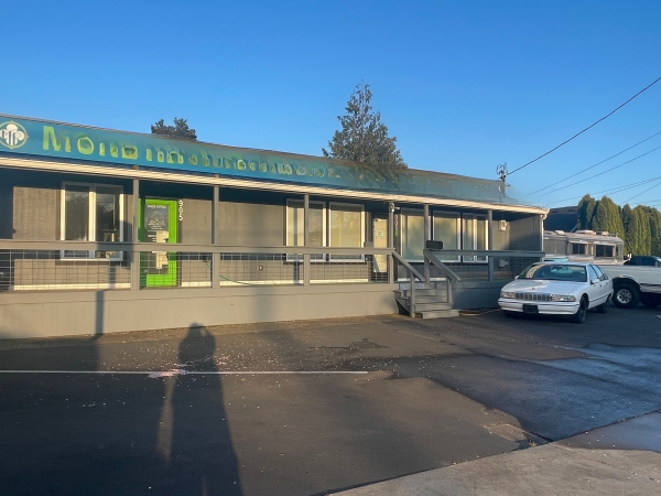 Listing Image #1 - Office for sale at 905 Pacific Ave, Tillamook OR 97141