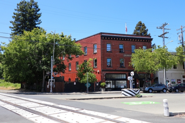 Listing Image #1 - Multi-Use for sale at 1 W Richmond Ave, Richmond CA 94801