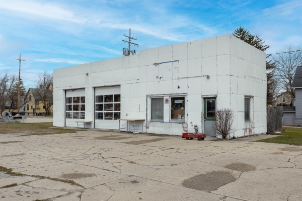 Listing Image #1 - Others for sale at 200 Washington, Bay City MI 48708