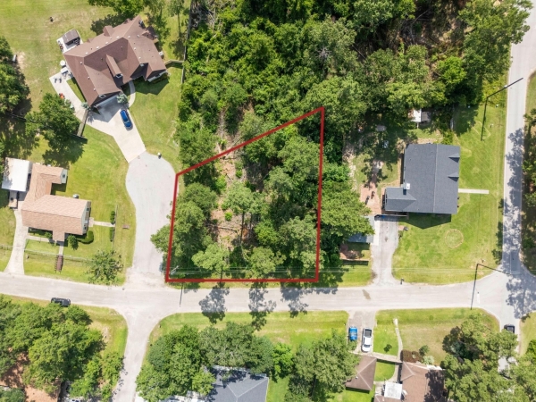 Listing Image #2 - Land for sale at Tallow Drive, Conroe TX 77385