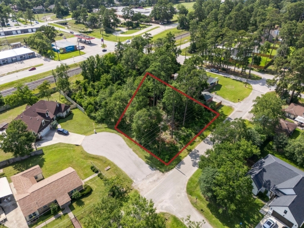 Listing Image #3 - Land for sale at Tallow Drive, Conroe TX 77385