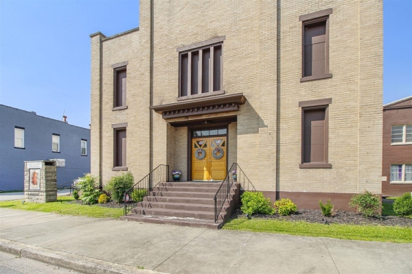 Listing Image #3 - Others for sale at 204 Broadway Street, Cave City KY 42127
