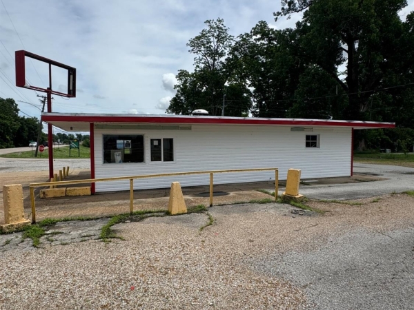 Listing Image #2 - Others for sale at 108 1st Street, Marked Tree AR 72365