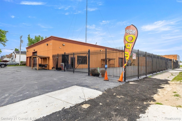 Listing Image #2 - Others for sale at 8301 W Chicago, Detroit MI 48204