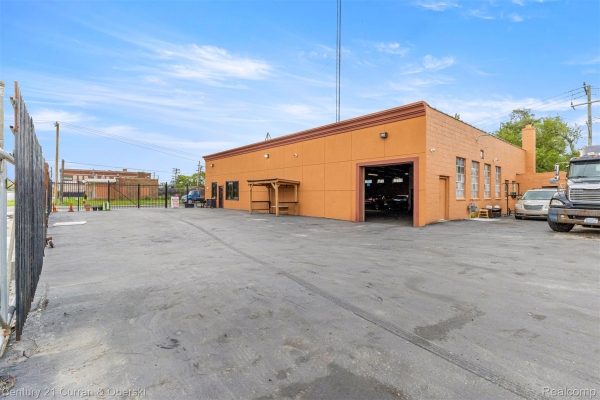 Listing Image #3 - Others for sale at 8301 W Chicago, Detroit MI 48204