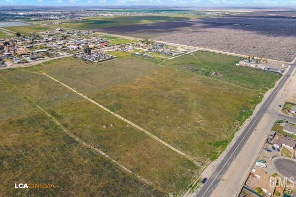 Listing Image #3 - Land for sale at Cecil Avenue, Delano CA 93215