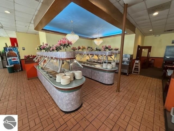 Listing Image #3 - Others for sale at 413 Wright Avenue, Alma MI 48801
