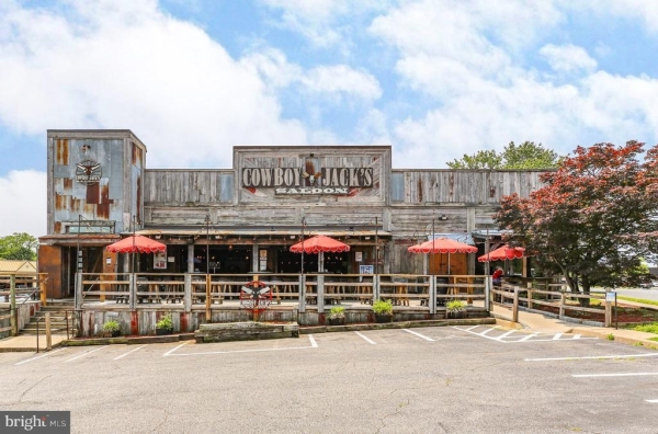Listing Image #1 - Retail for sale at 2312 Plank Road, Fredericksburg VA 22401