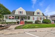 Retail property for sale in Hampshire, IL