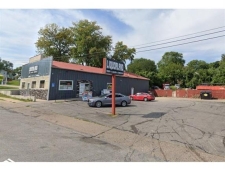 Retail property for sale in Burlington, IA