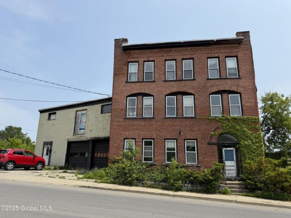 Listing Image #3 - Retail for sale at 22 Cayadutta Street, Gloversville NY 12078