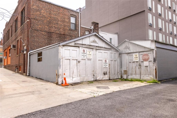 Listing Image #3 - Others for sale at 375 Huguenot Street, New Rochelle NY 10801