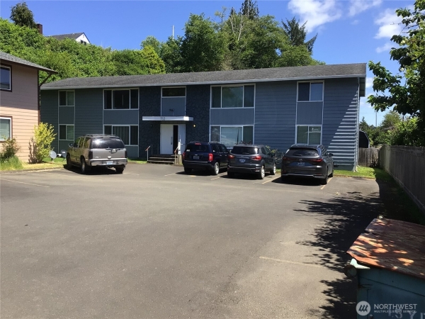 Listing Image #2 - Multi-family for sale at 712 N Scammel Street, Aberdeen WA 98520