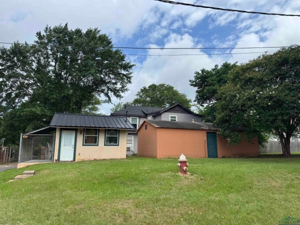 Listing Image #3 - Others for sale at 307 S Wellington, Marshall TX 75670
