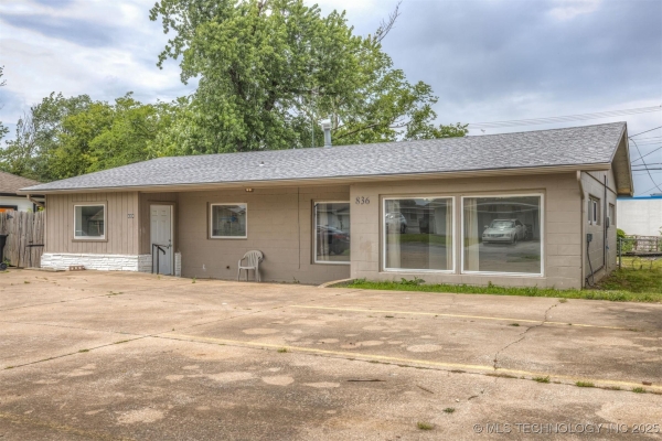 Listing Image #3 - Others for sale at 836 N 1st Street, Broken Arrow OK 74012