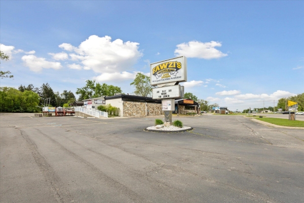 Listing Image #2 - Retail for sale at 3705 Ann Arbor Road, Jackson MI 49202