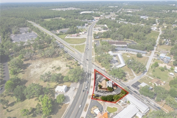 Listing Image #3 - Others for sale at 5545 E Silver Springs Boulevard, Silver Springs FL 34488