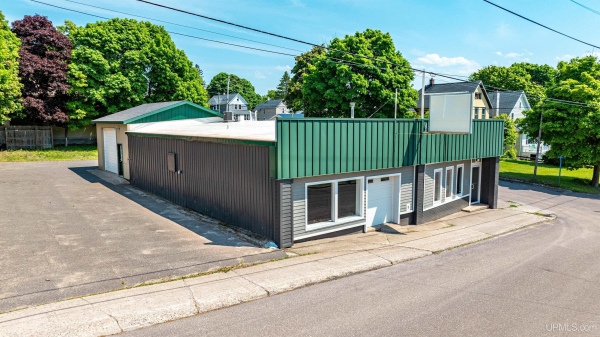 Listing Image #1 - Others for sale at 1001 Ethel, Hancock MI 49930
