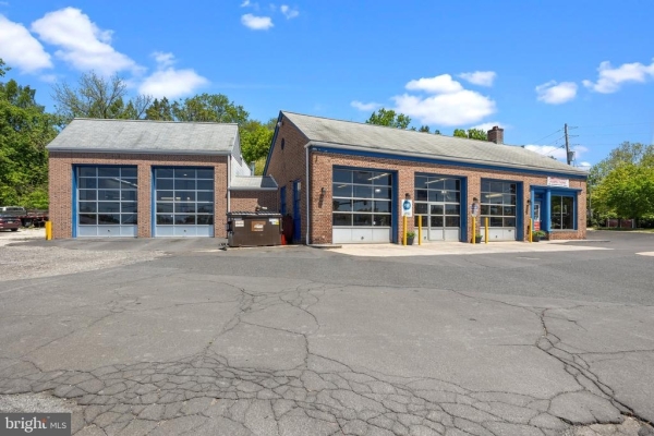 Listing Image #1 - Others for sale at 2304 Huntingdon Pike, Huntingdon Valley PA 19006