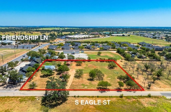 Listing Image #3 - Others for sale at 807 S Eagle St , 1, Fredericksburg TX 78624