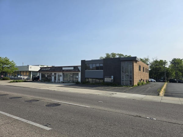 Listing Image #2 - Others for sale at 6731-6733 N Lincoln Avenue, Lincolnwood IL 60712