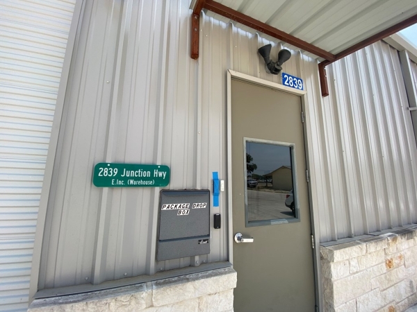 Listing Image #2 - Others for sale at 2839 Junction Hwy, Kerrville TX 78028