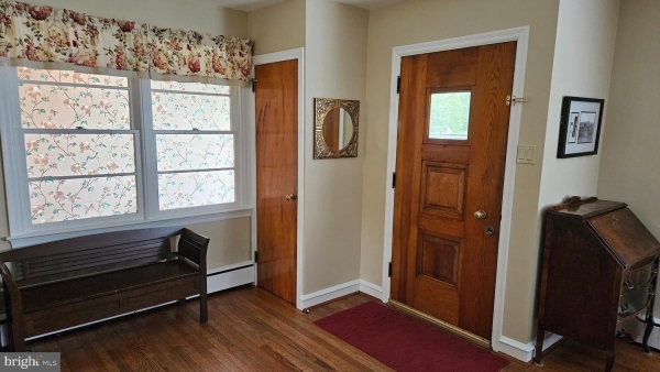 Listing Image #2 - Office for sale at 826 S Dupont Blvd, SMYRNA DE 19977