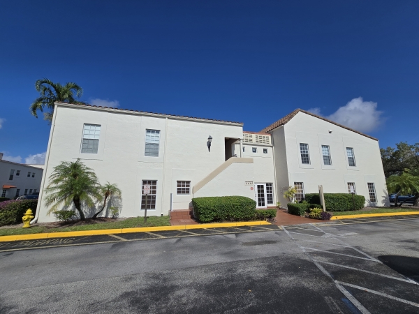 Listing Image #2 - Office for sale at 7777 N University Drive, Unit 101S, Tamarac FL 33321