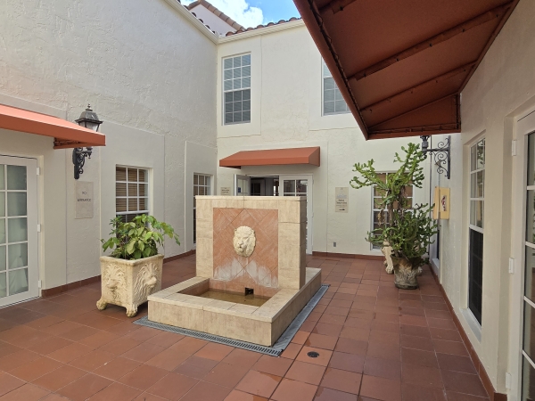 Listing Image #4 - Office for sale at 7777 N University Drive, Unit 101S, Tamarac FL 33321