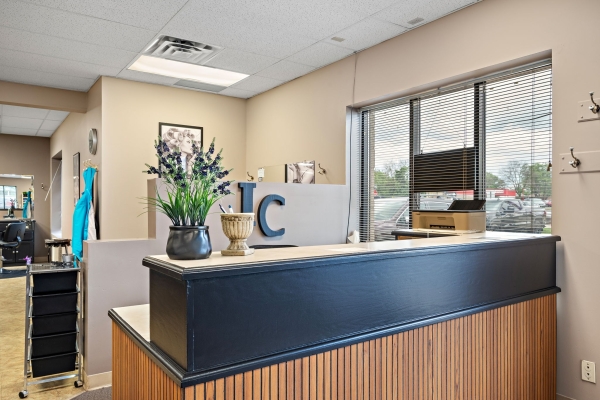 Listing Image #5 - Retail for sale at 337 Northdale Blvd NW, Coon Rapids MN 55448