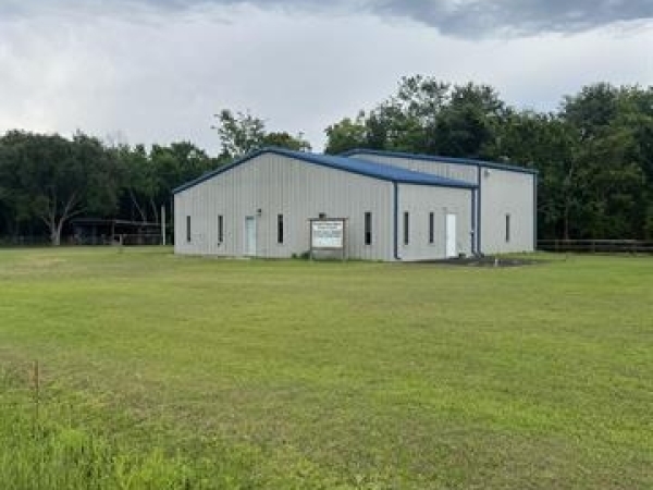 Listing Image #1 - Others for sale at 455 W Railroad, China TX 77613