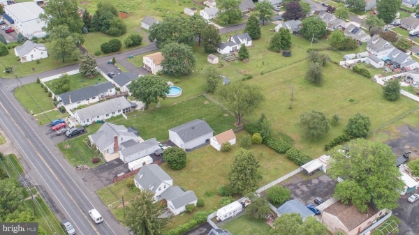 Listing Image #3 - Others for sale at 2230 Edgely Road, Levittown PA 19057