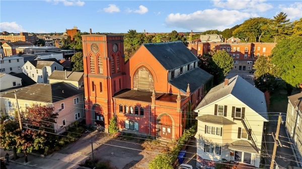 Listing Image #2 - Others for sale at 222 High, Pawtucket RI 02860