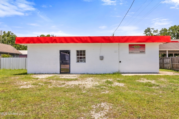 Listing Image #1 - Others for sale at 3401 Old Mobile Avenue, Pascagoula MS 39581