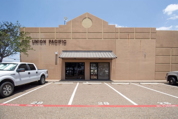 Listing Image #3 - Industrial for sale at 801 Union Pacific Blvd, Laredo TX 78045