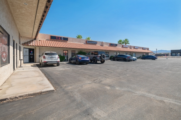 Listing Image #4 - Retail for sale at 2065 Highway 95, Bullhead City AZ 86442