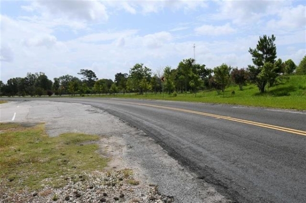 Listing Image #3 - Office for sale at 1860 S. Hwy. 96, Lumberton TX 77657