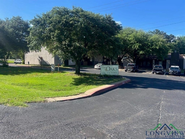 Listing Image #3 - Others for sale at 2800 Victory Drive, Marshall TX 75670