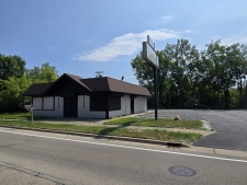 Retail for sale in Waukegan, IL