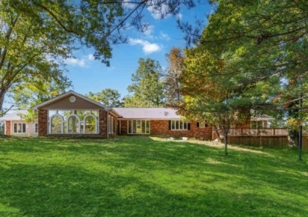 Listing Image #2 - Others for sale at 853 E 4th St, London KY 40741