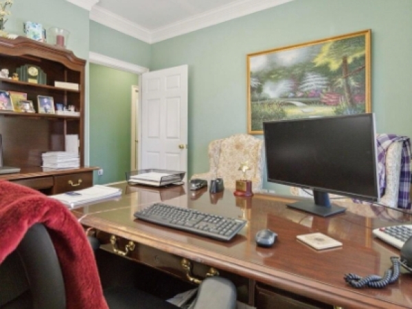 Listing Image #3 - Others for sale at 853 E 4th St, London KY 40741