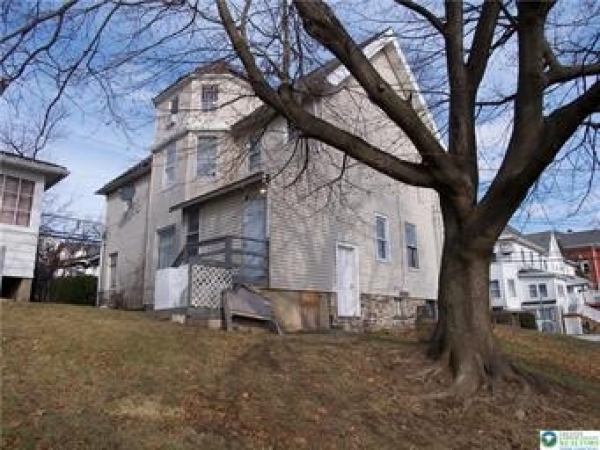 Listing Image #3 - Multi-family for sale at 500 W. Pennsylvania Ave., Pen Argyl PA 18072