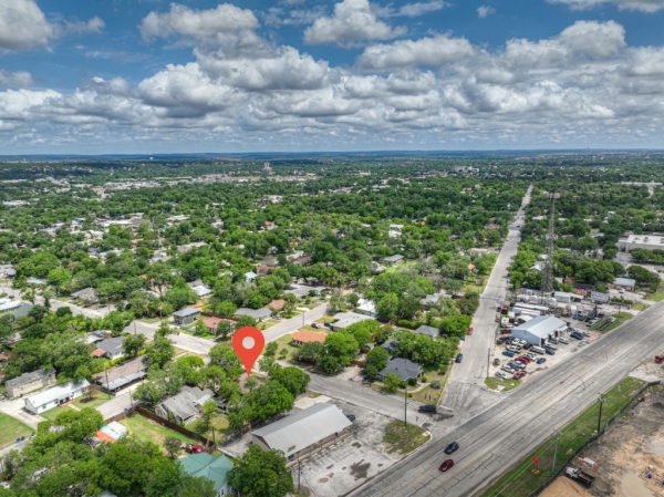 Listing Image #2 - Others for sale at 1415 Jackson Street, New Braunfels TX 78130