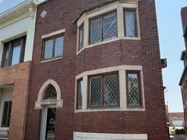 Listing Image #2 - Others for sale at 139 S Cherry Street, Galesburg IL 61401